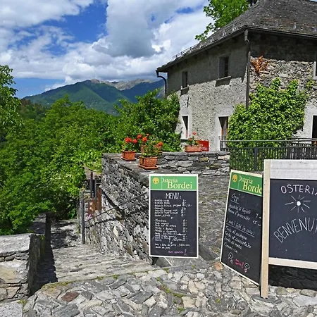 Ecovillage Sanctuary Bordei Palagnedra